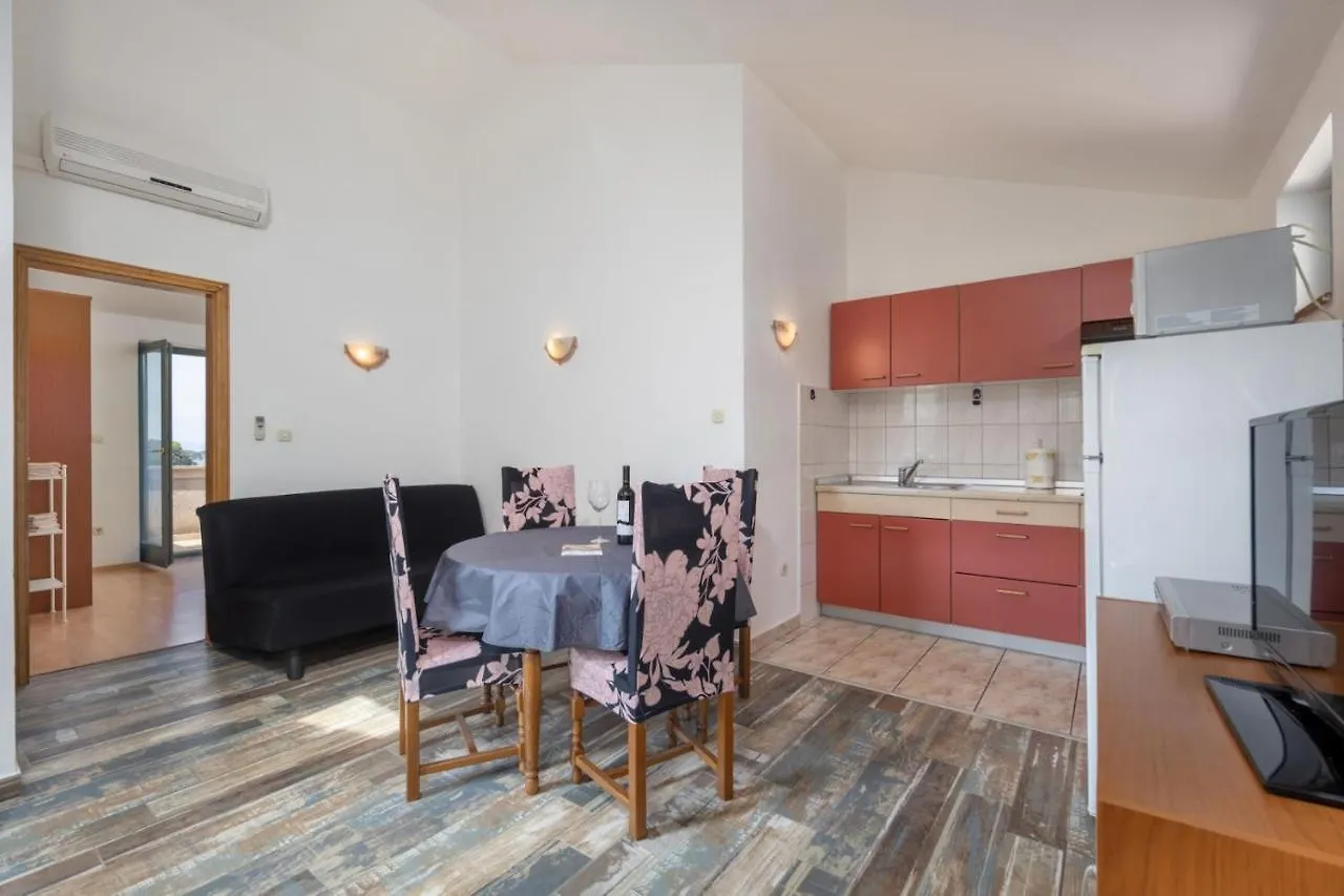 Apartment In Supetarska Draga With Sea View, Balcony, Air Conditioning, Wifi 3321-3 Croatia