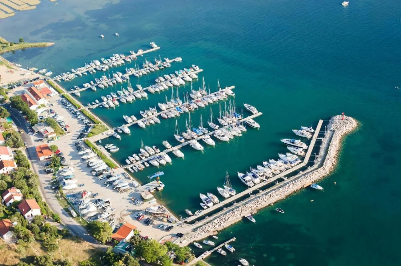 Apartment In Supetarska Draga With Sea View, Balcony, Air Conditioning, Wifi 3321-3