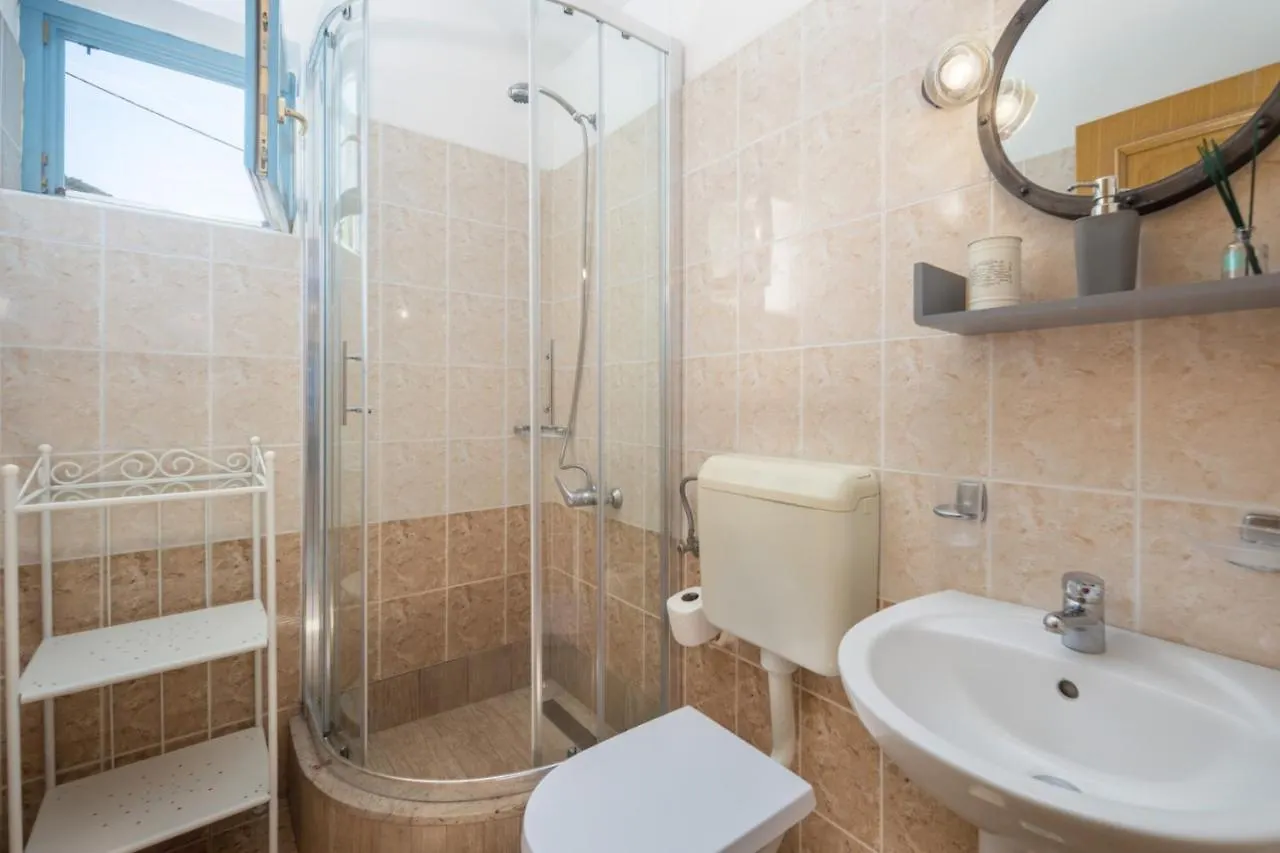 Apartment In Supetarska Draga With Sea View, Balcony, Air Conditioning, Wifi 3321-3